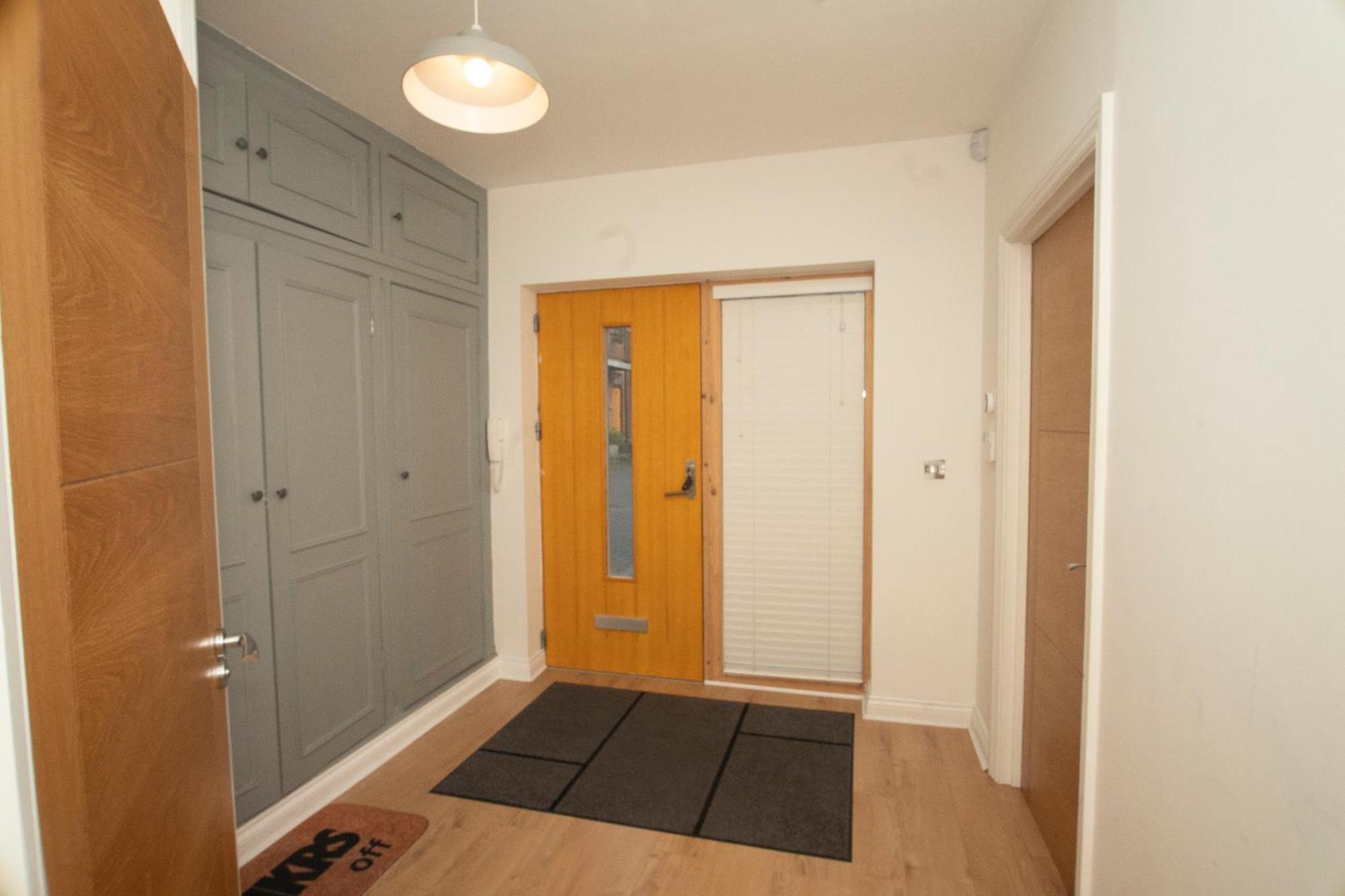 Spacious 4Br 4Ba Gated Townhouse With Balconies, Central Jq Birmingham Exteriör bild