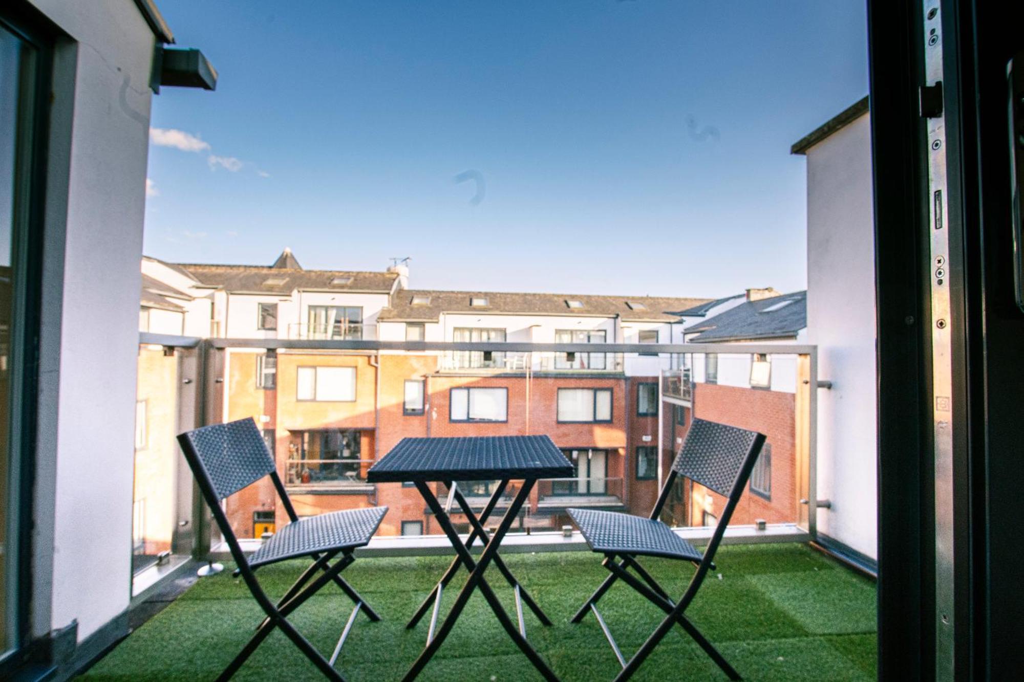 Spacious 4Br 4Ba Gated Townhouse With Balconies, Central Jq Birmingham Exteriör bild